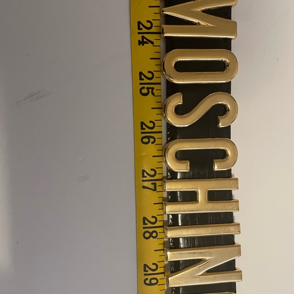 MOSCHINO belt - Black with gold hardware - Picture 3 of 10